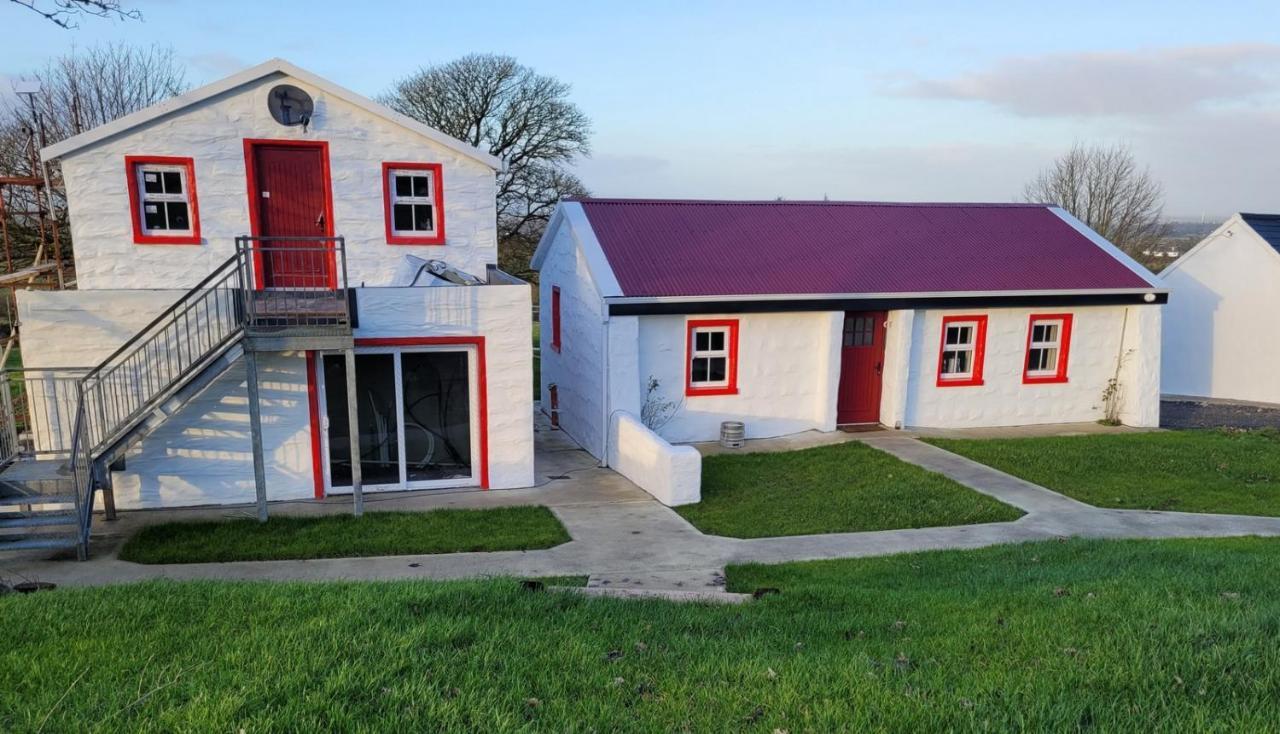 Tiernan'S Luxury Cottages Charlestown Exterior photo