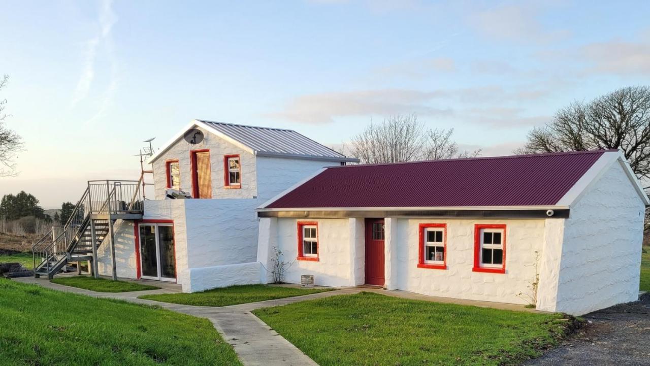 Tiernan'S Luxury Cottages Charlestown Exterior photo