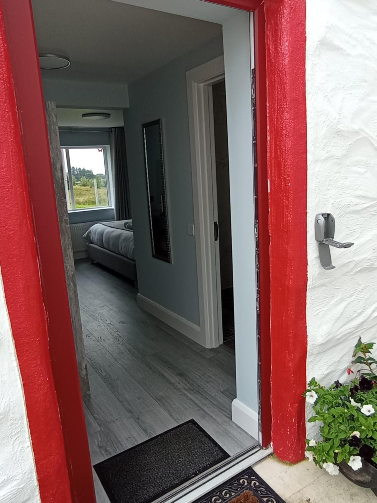 Tiernan'S Luxury Cottages Charlestown Exterior photo
